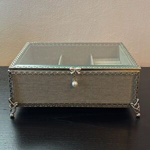 Elegant Glass Pearl Bow Jewelry Box with Silver Accents